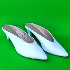 white mule heels